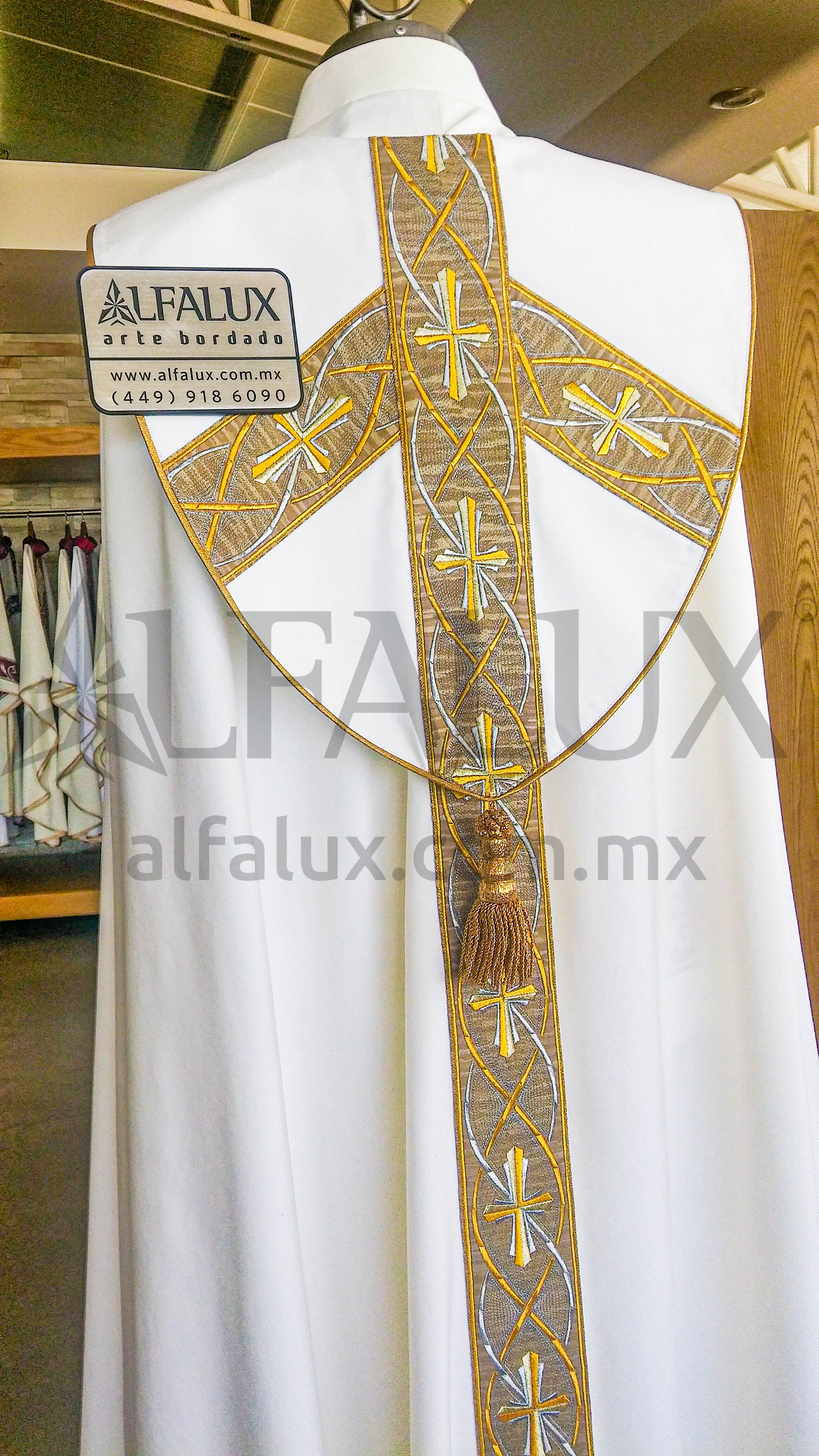 13 REINO Bronce CAPA Frente Blanco 35